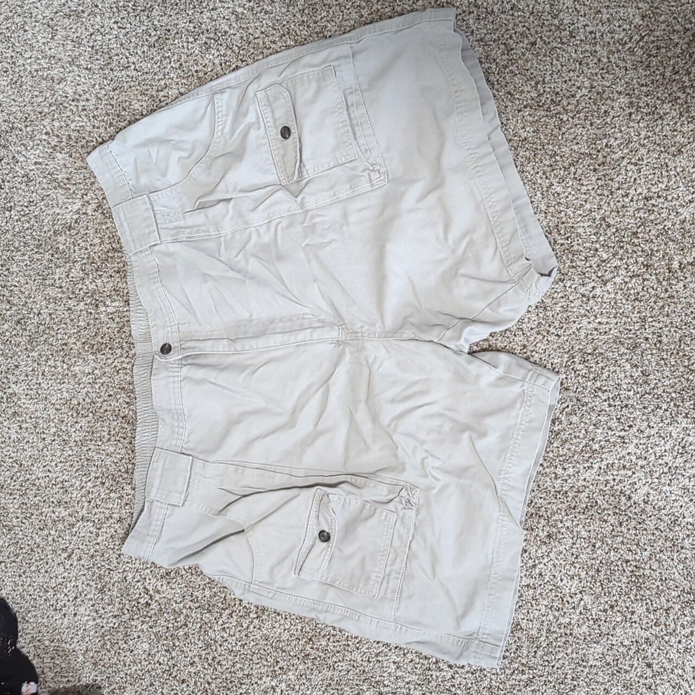 Vintage Men's White Cargo Shorts